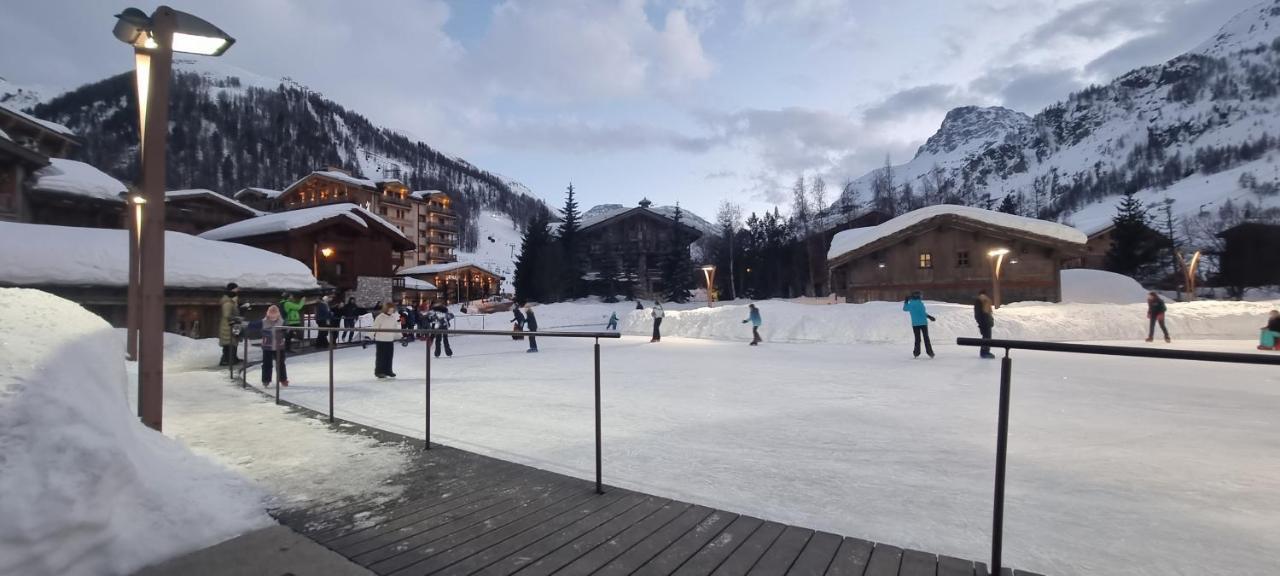 Le 1888 Val D'Isere La Daille Luaran gambar