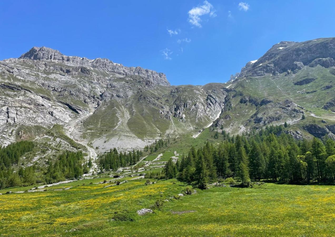 Le 1888 Val D'Isere La Daille Luaran gambar